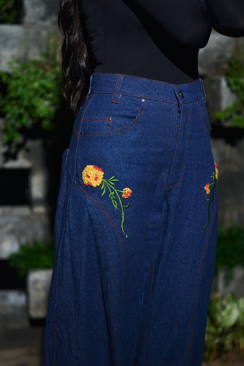 Genda Barrel Pants / Embroidered